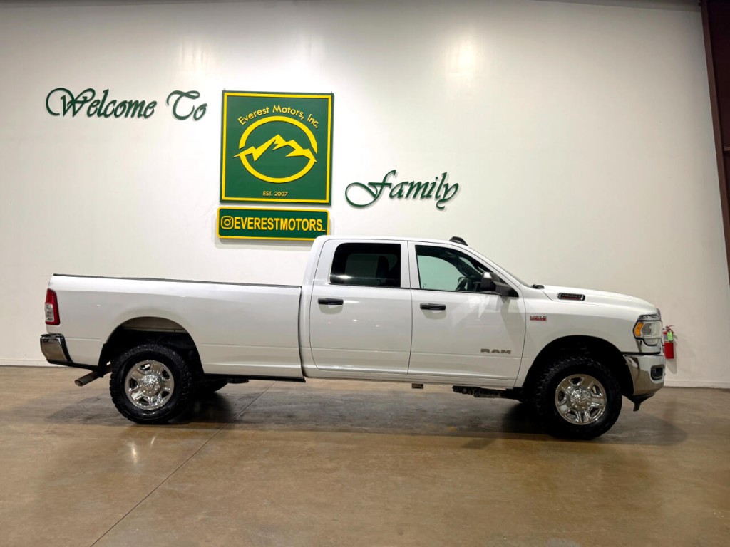 2022 RAM 2500 Image 2
