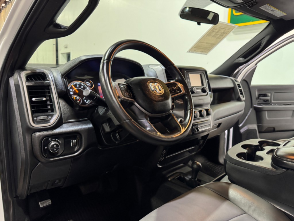 2022 RAM 2500 Image 9