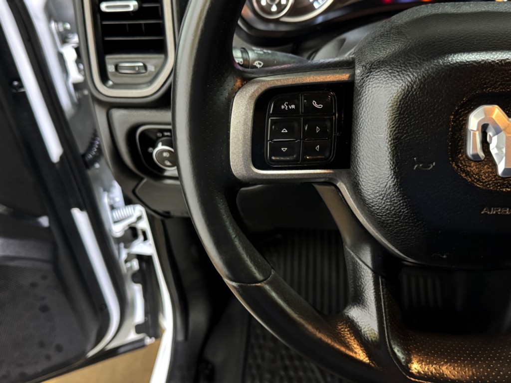 2022 RAM 2500 Image 21