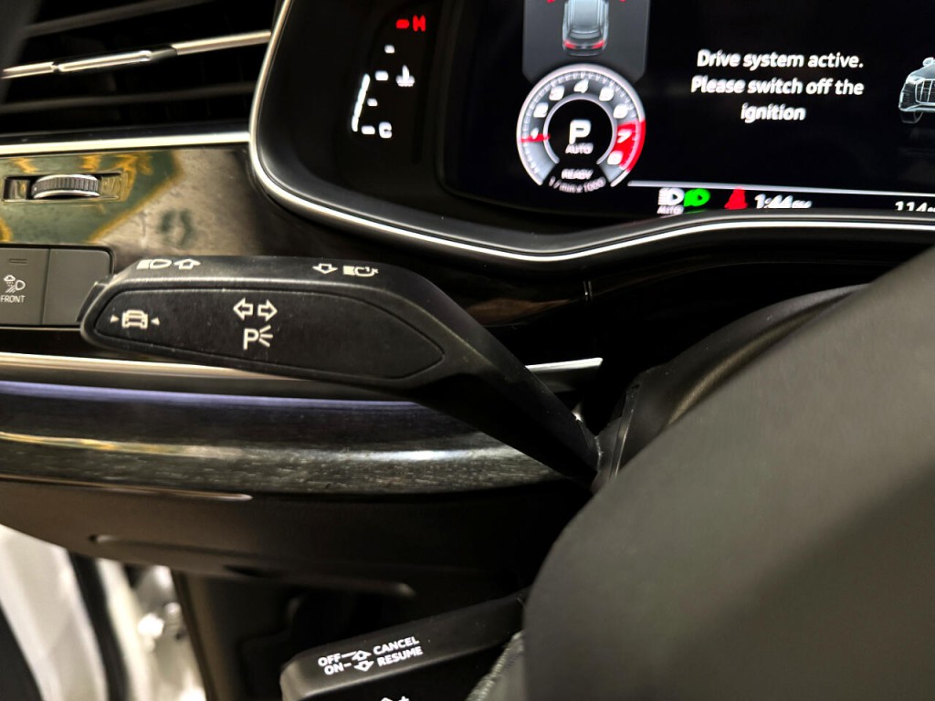 2021 Audi Q7 Image 31