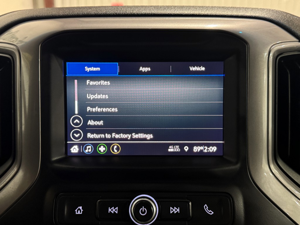 2021 Chevrolet Silverado 1500 Image 38