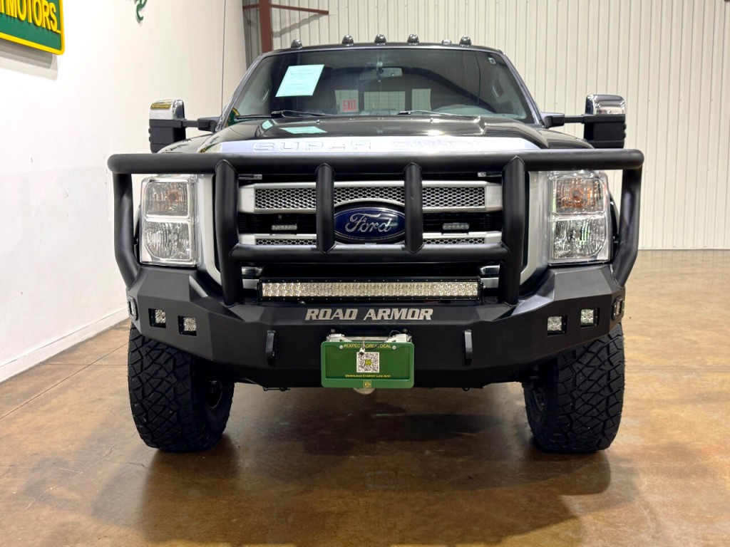 2015 Ford F-250 Image 2