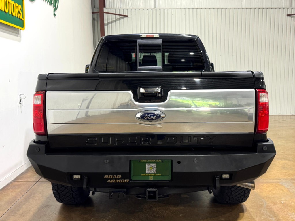 2015 Ford F-250 Image 6
