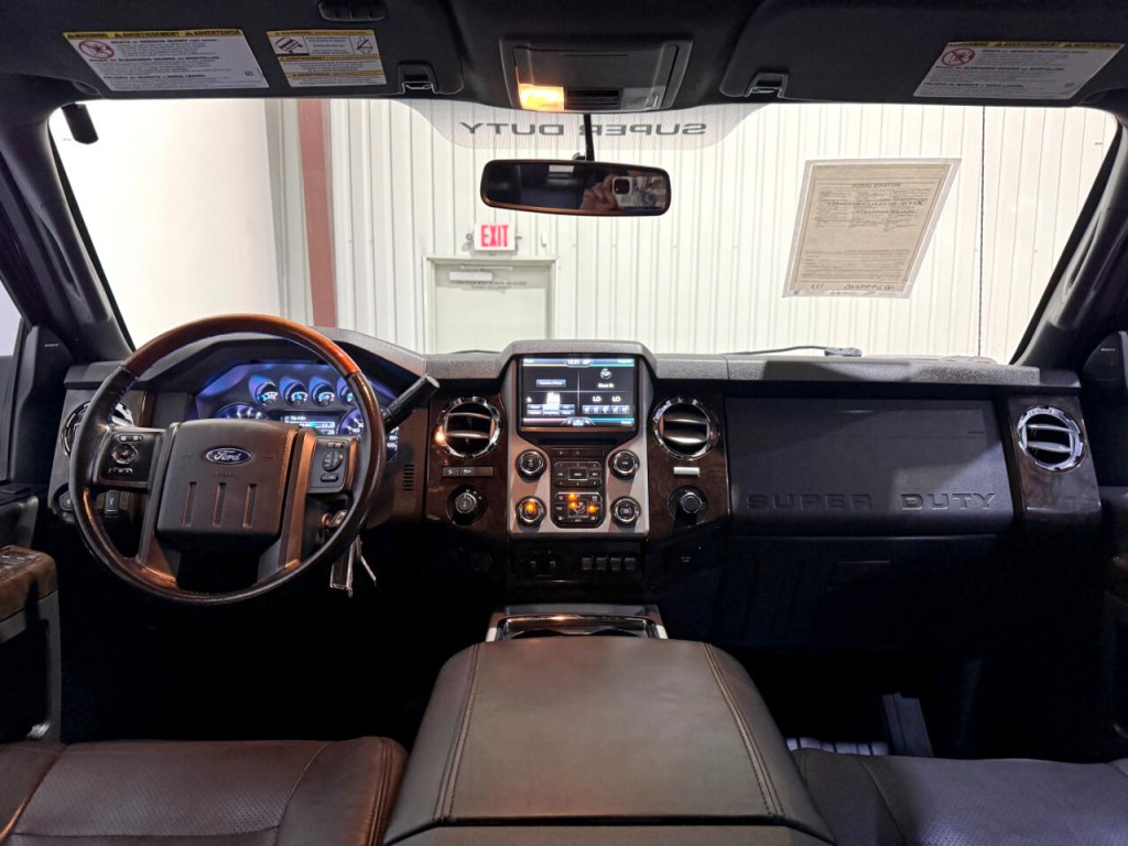 2015 Ford F-250 Image 18