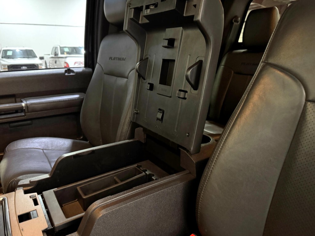 2015 Ford F-250 Image 38