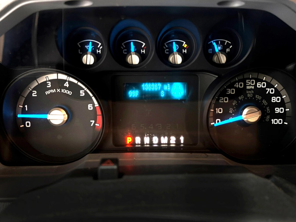 2016 Ford F-250 Image 6