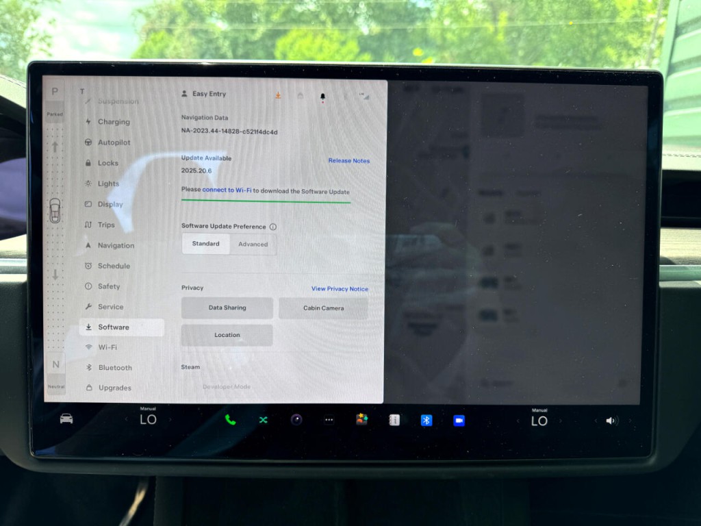 2023 Tesla Model X Image 10