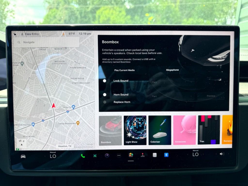 2023 Tesla Model X Image 13