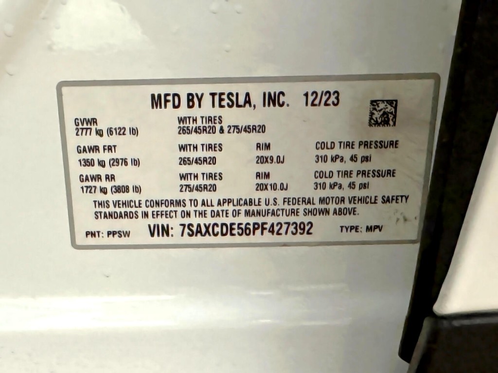 2023 Tesla Model X Image 16