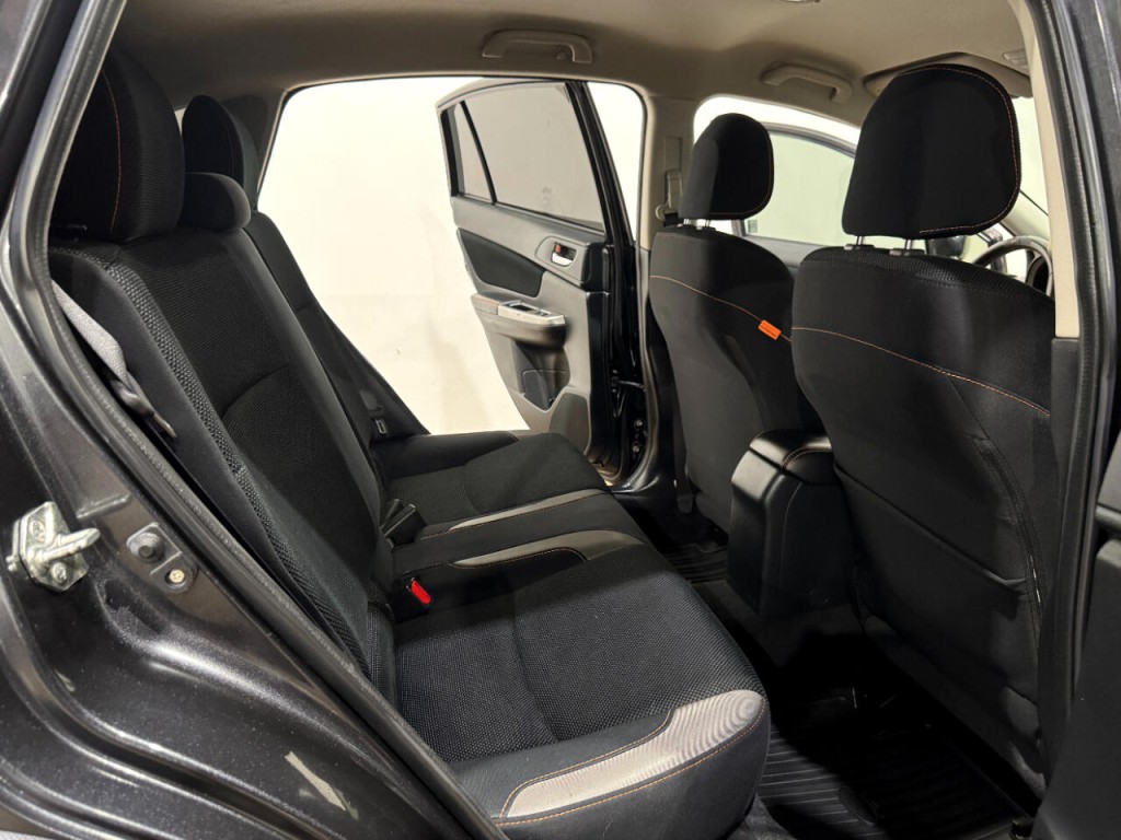 2016 Subaru Crosstrek Image 13