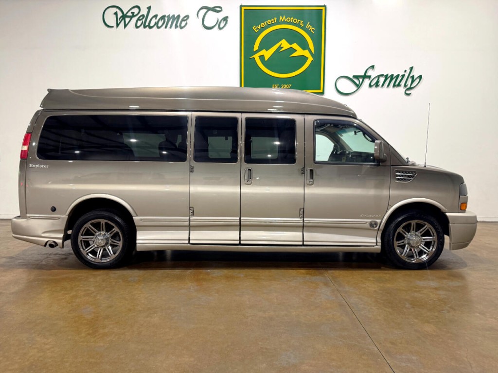 2014 GMC Savana Image 2