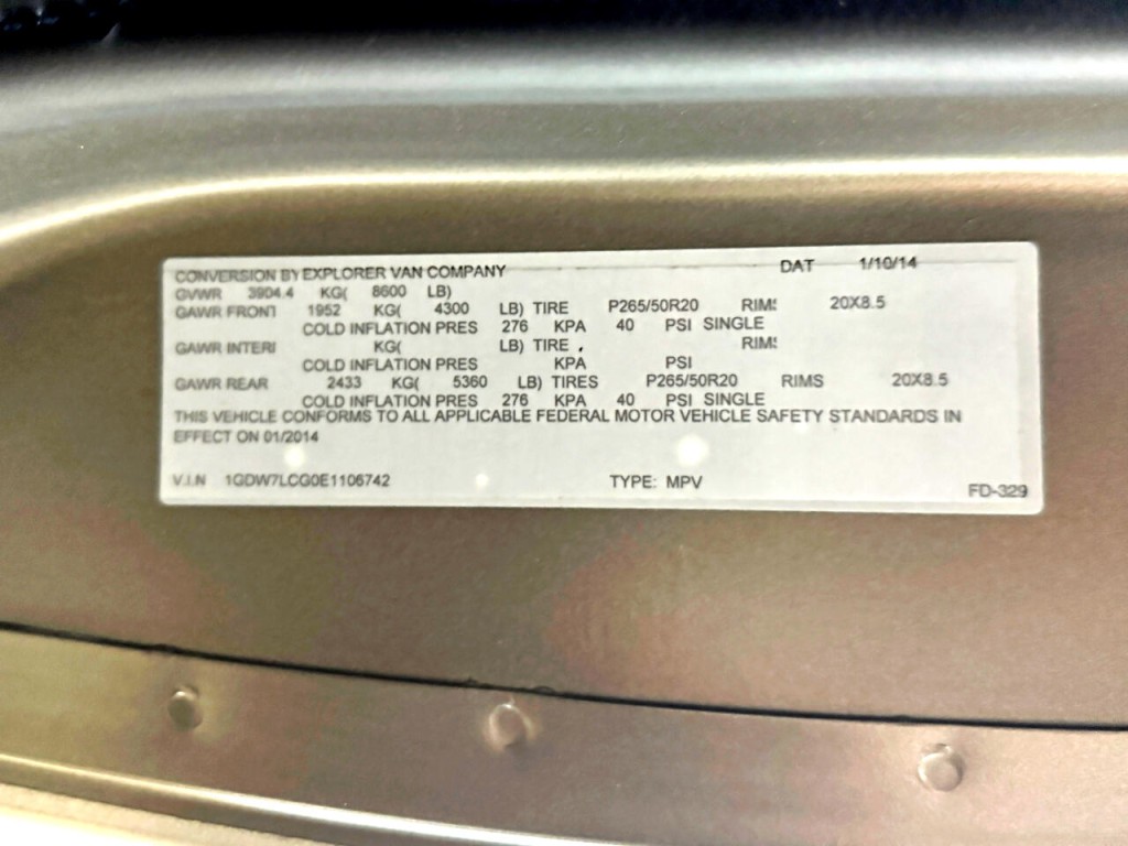 2014 GMC Savana Image 10