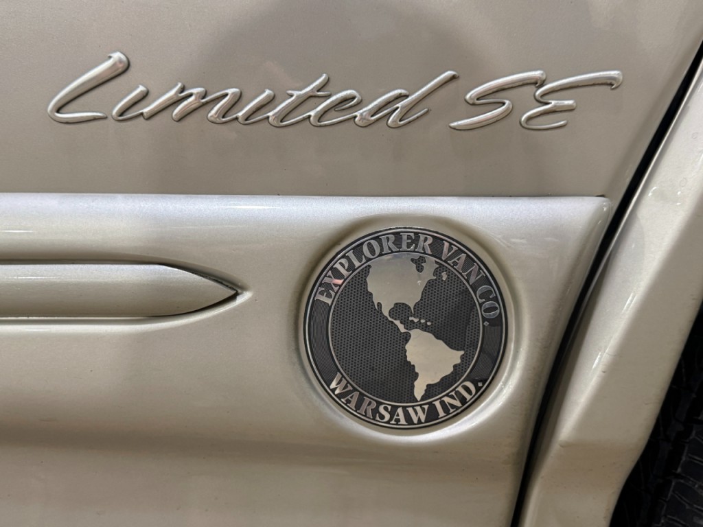 2014 GMC Savana Image 3