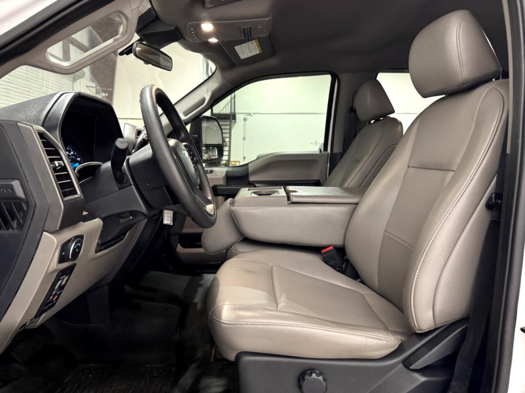 2022 Ford F-250 Image 3