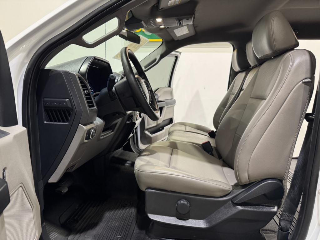 2022 Ford F-250 Image 13
