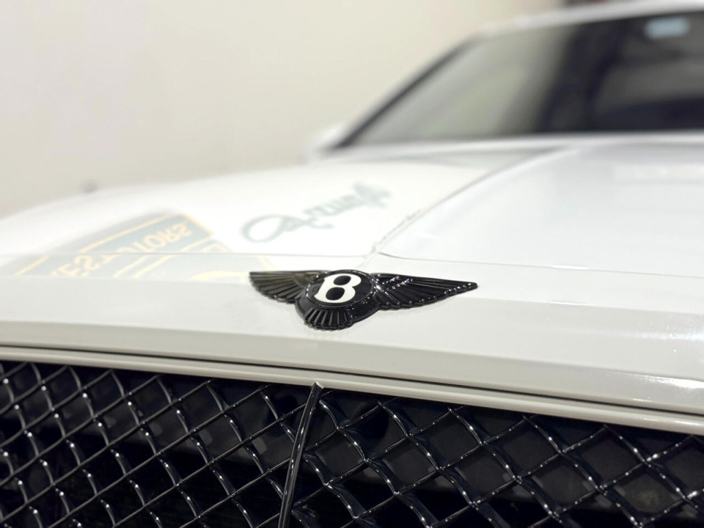 2019 Bentley Bentayga Image 72