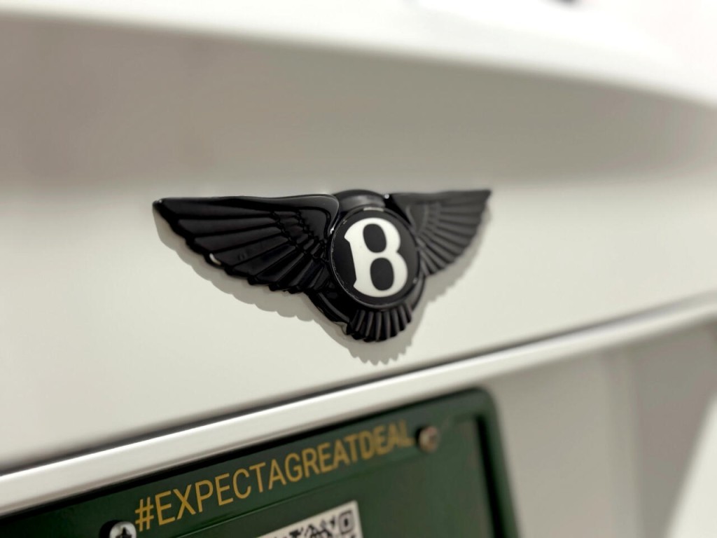 2019 Bentley Bentayga Image 73