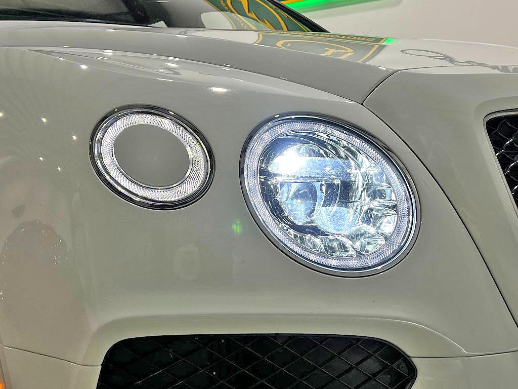 2019 Bentley Bentayga Image 76