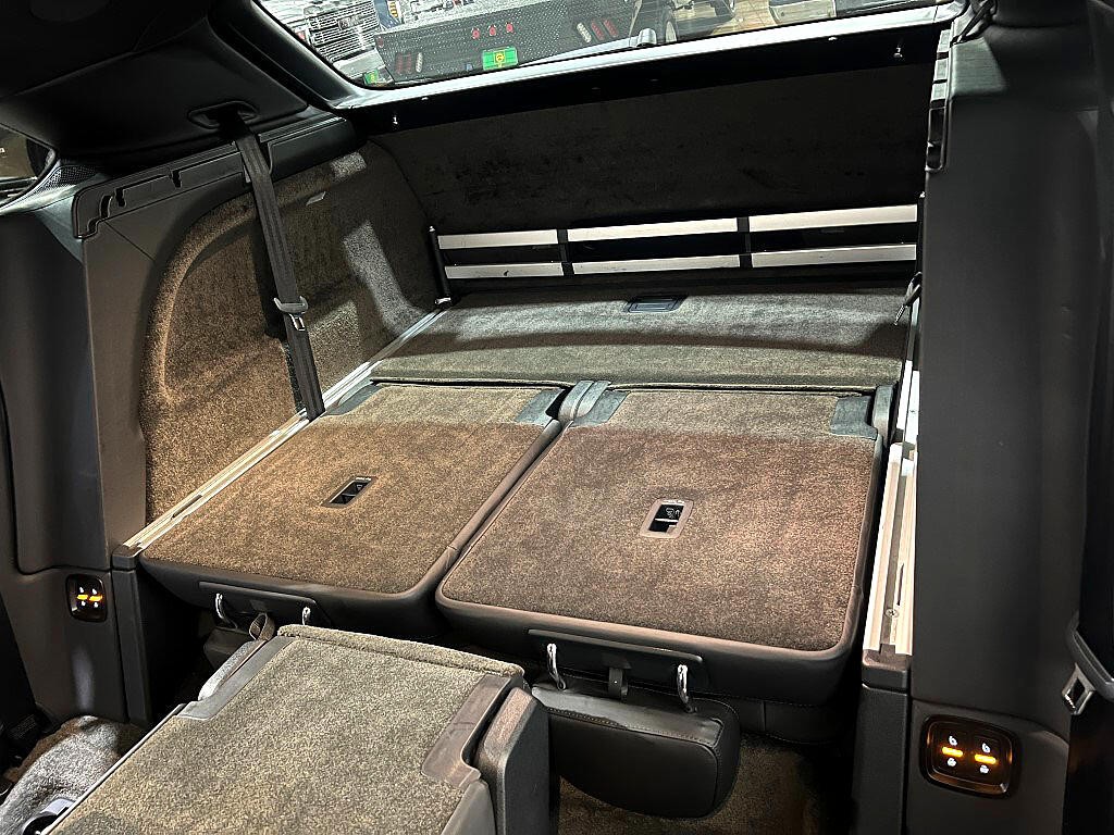 2019 Bentley Bentayga Image 80