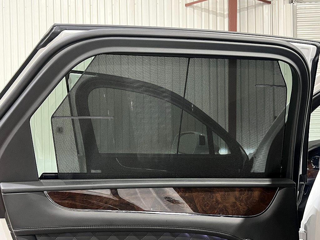 2019 Bentley Bentayga Image 85