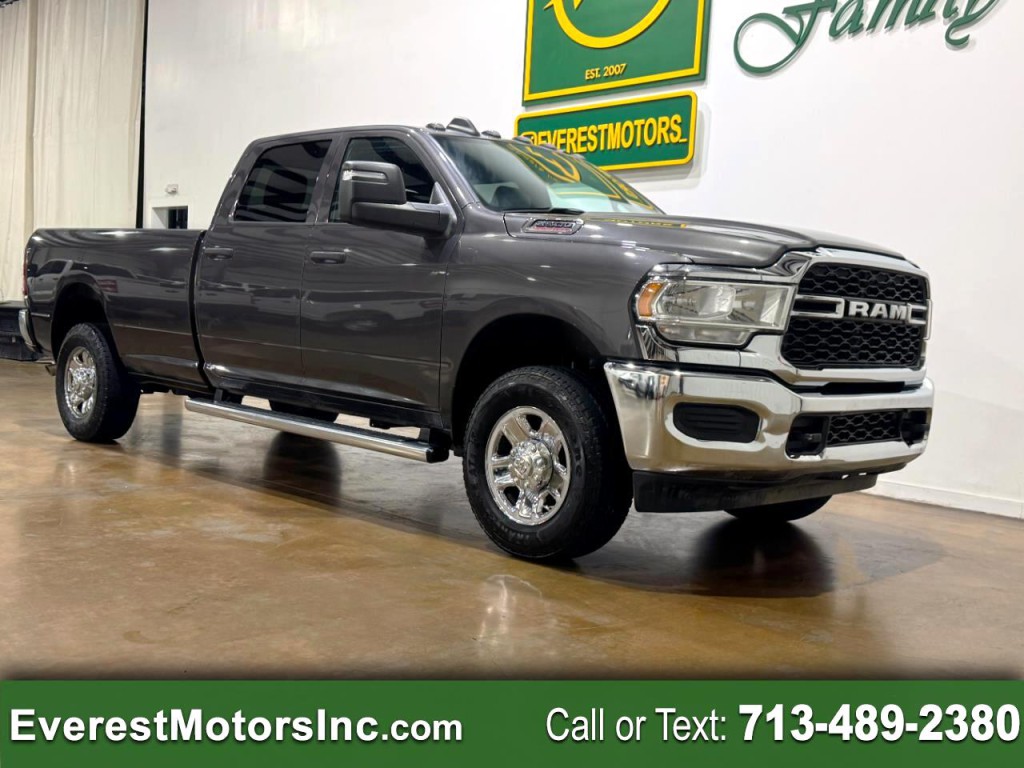 2024 RAM 2500 Image 1