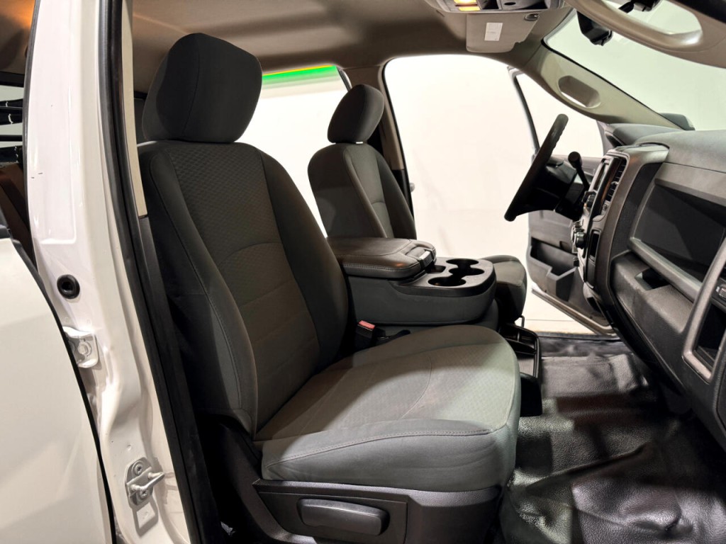2018 RAM 3500 Image 8