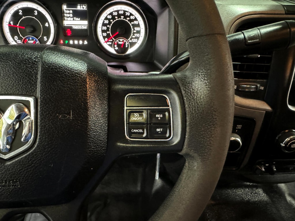 2018 RAM 3500 Image 12