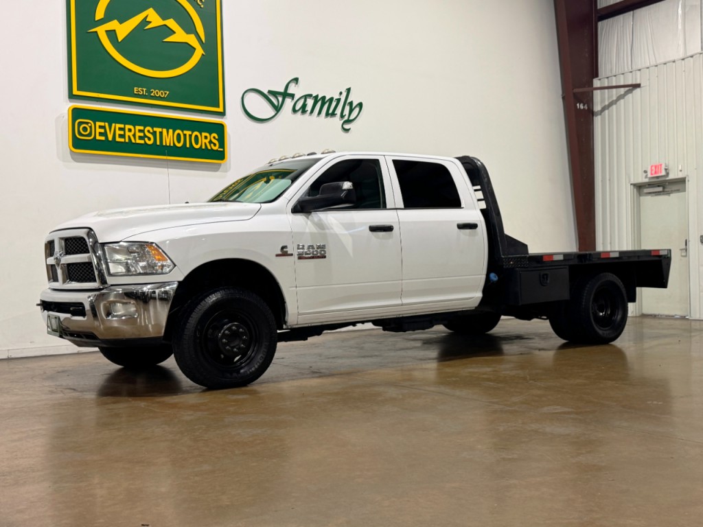 2018 RAM 3500 Image 3