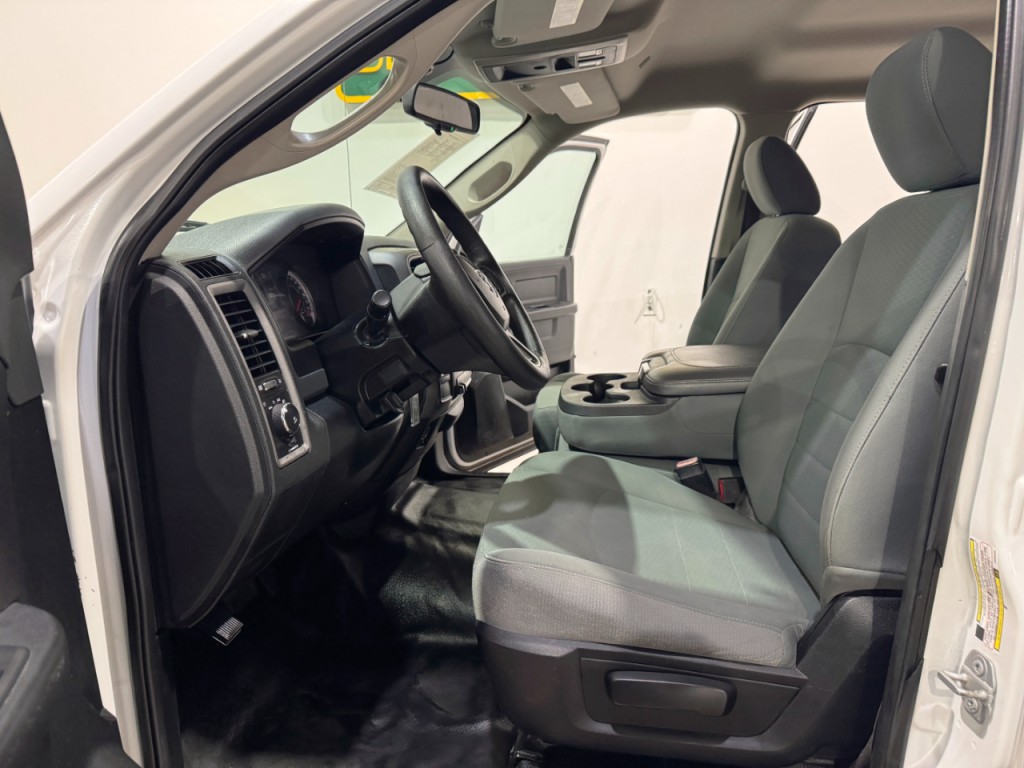 2018 RAM 3500 Image 12