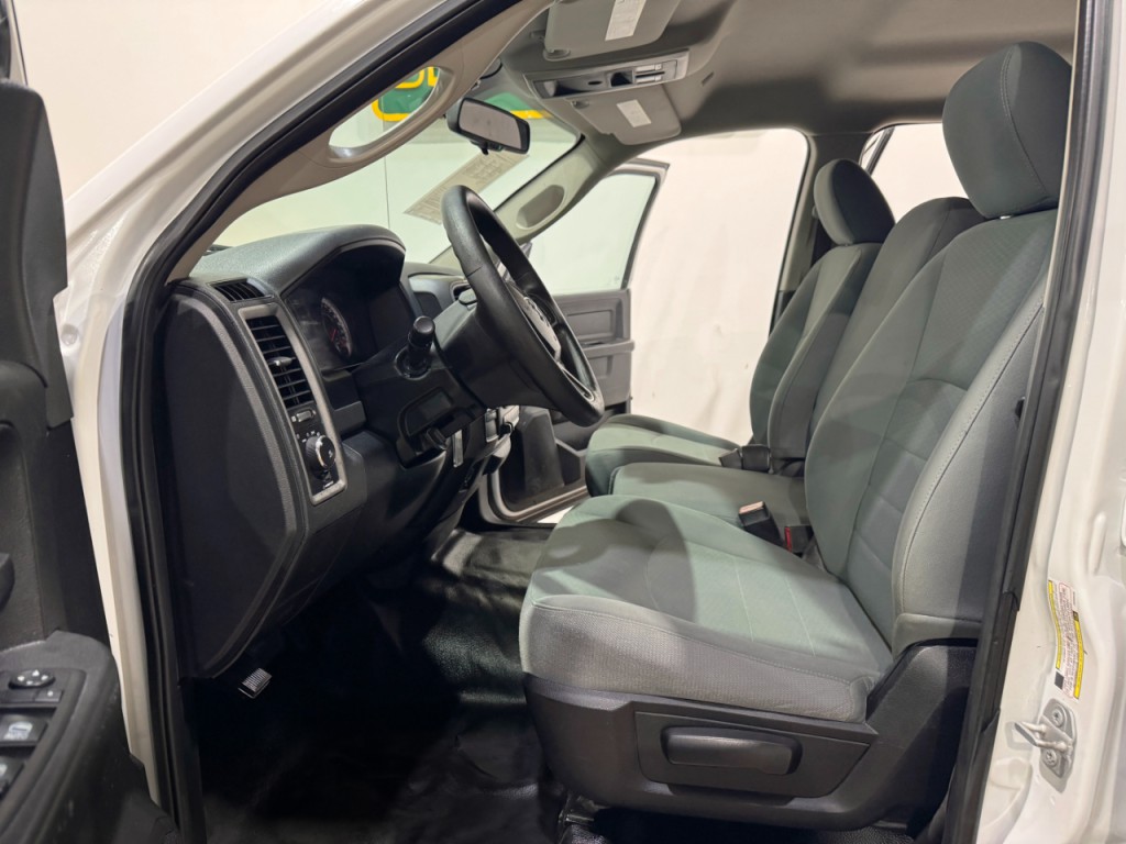 2018 RAM 3500 Image 13