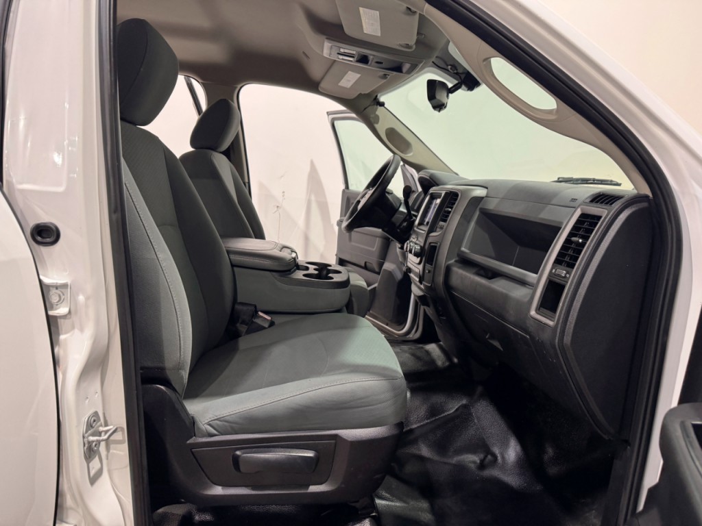 2018 RAM 3500 Image 14