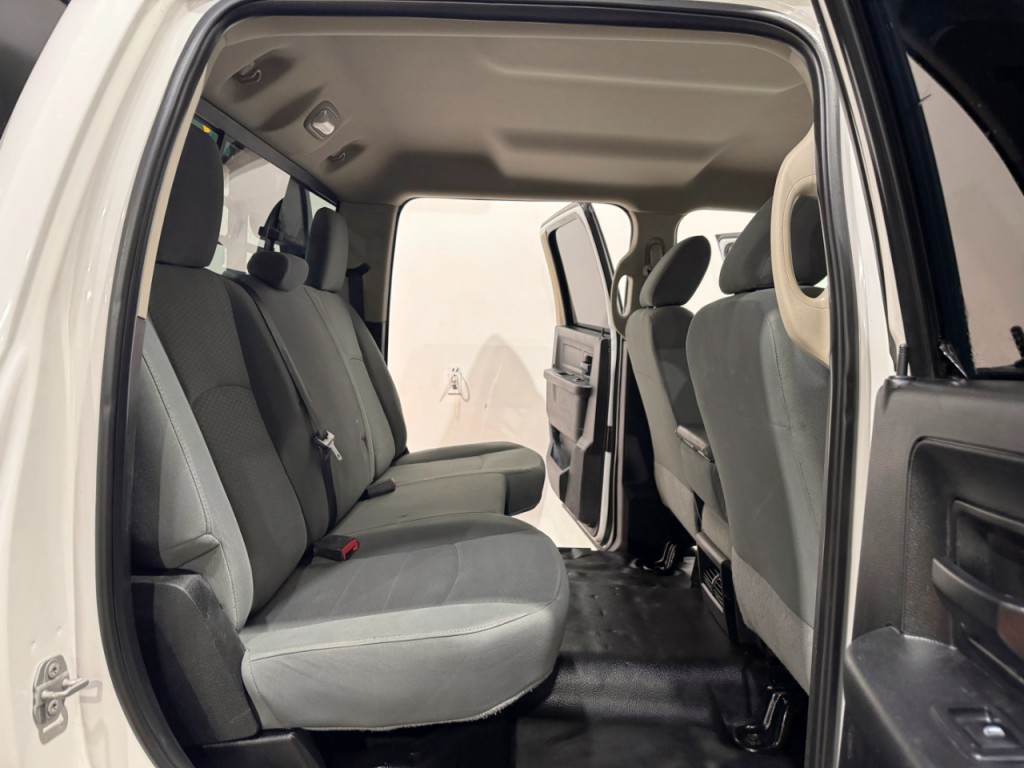 2018 RAM 3500 Image 15