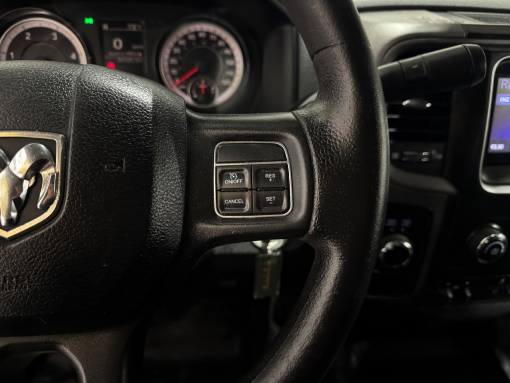 2018 RAM 3500 Image 24