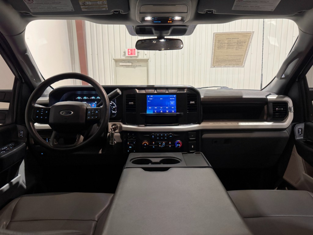 2023 Ford F-250 Image 14