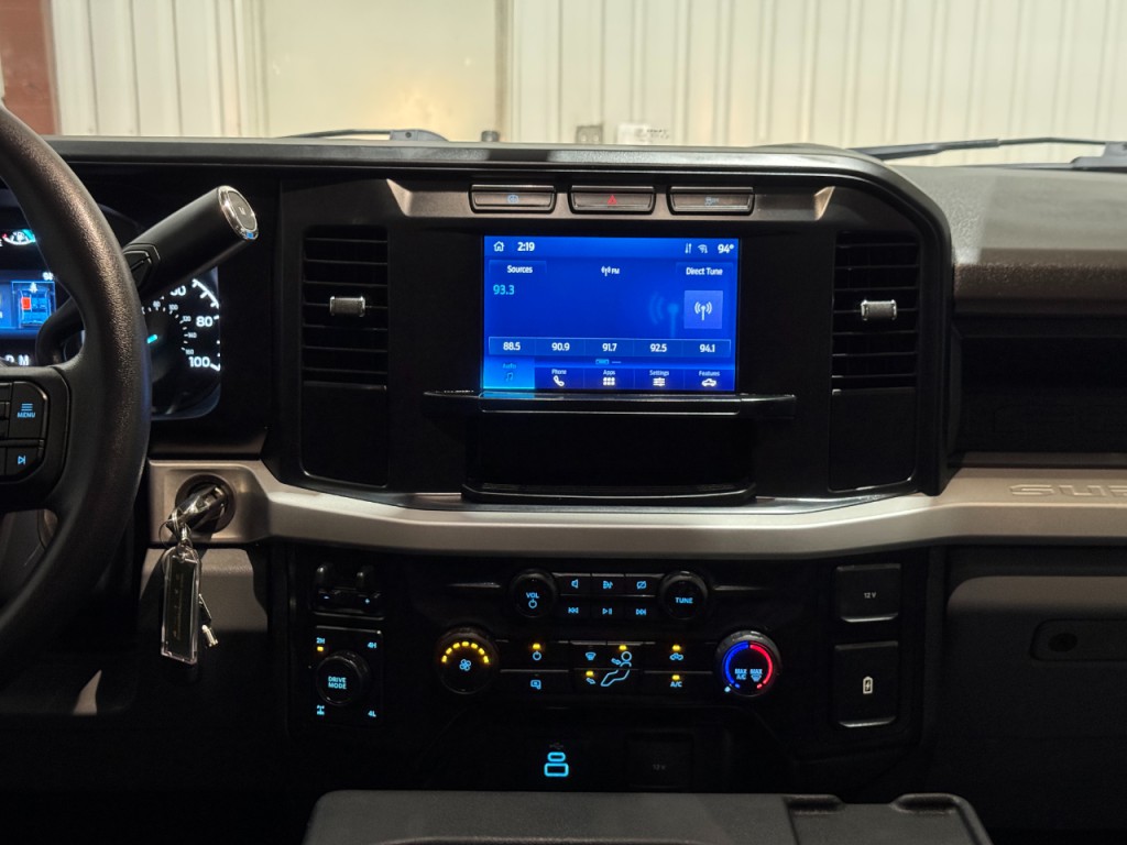 2023 Ford F-250 Image 15