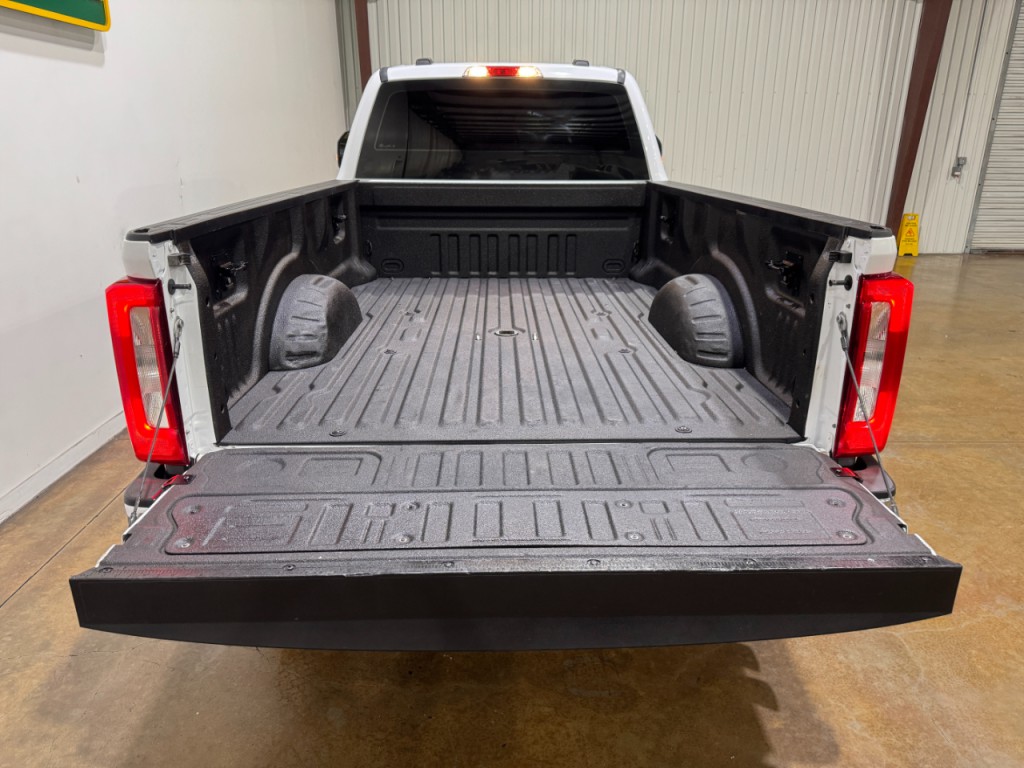 2023 Ford F-250 Image 38