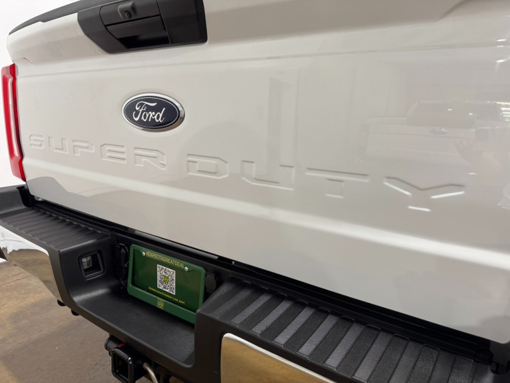 2023 Ford F-250 Image 39