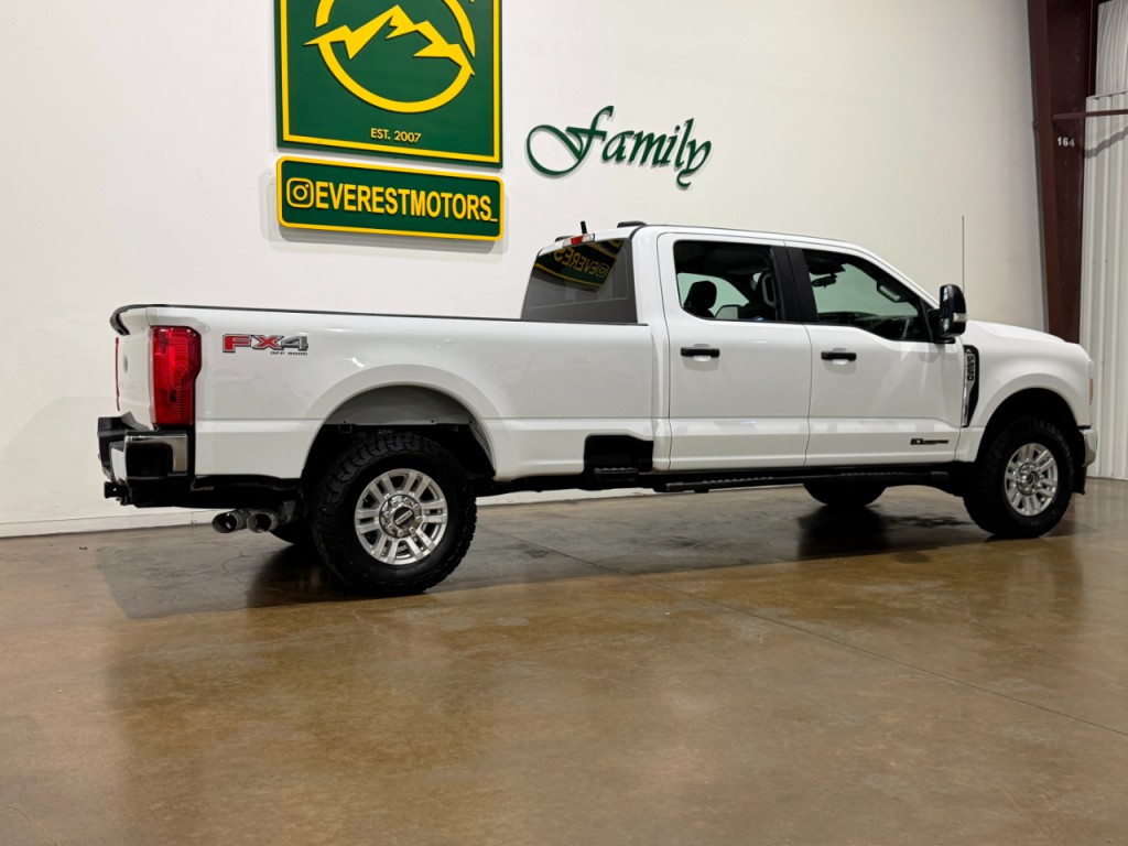 2023 Ford F-250 Image 8