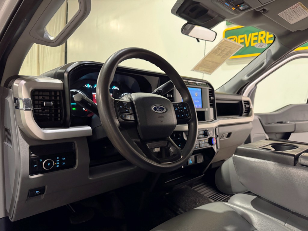 2023 Ford F-250 Image 10