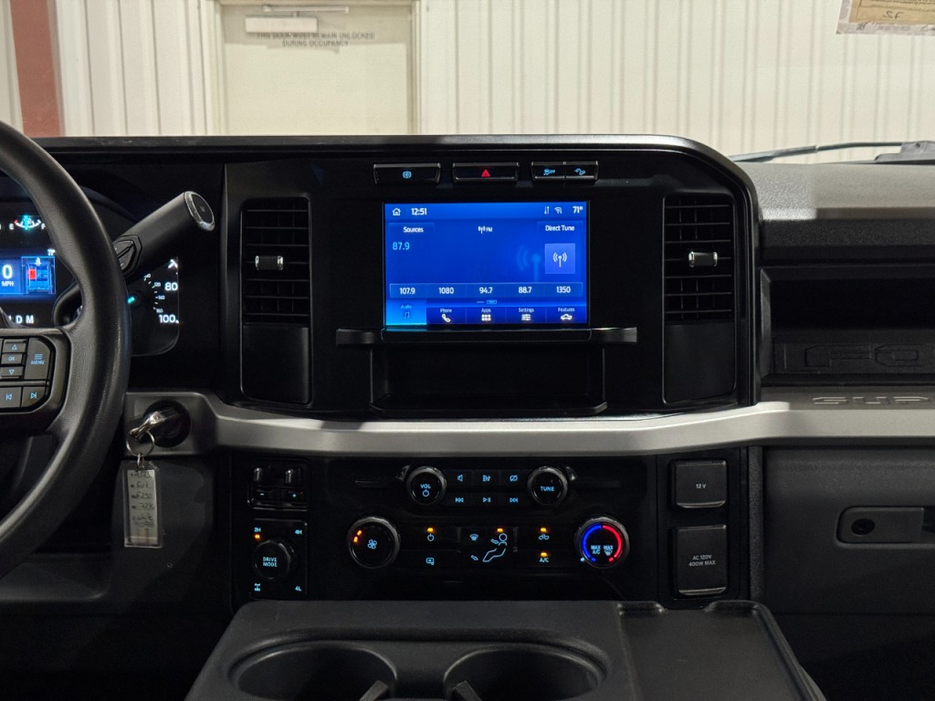 2023 Ford F-250 Image 21