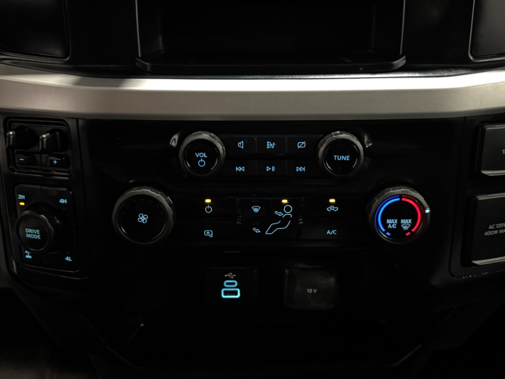 2023 Ford F-250 Image 28