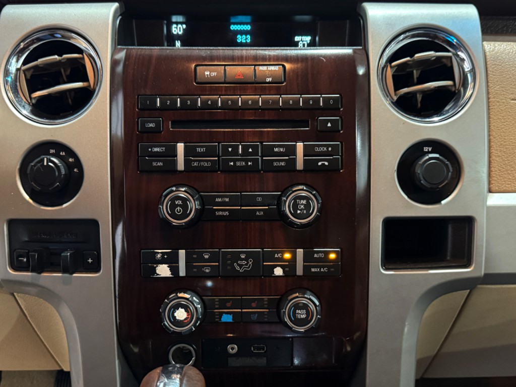 2012 Ford F-150 Image 24