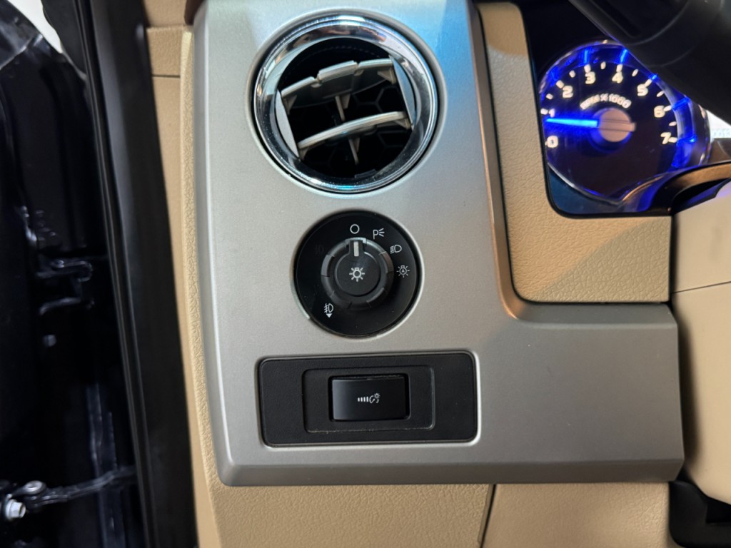 2012 Ford F-150 Image 28