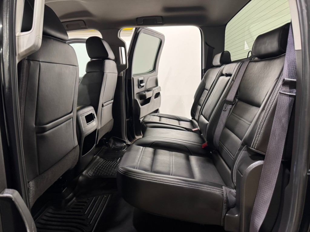 2016 GMC Sierra 3500 Image 14