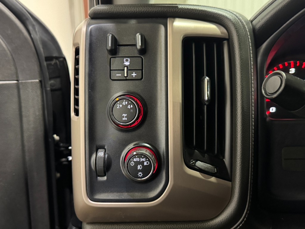 2016 GMC Sierra 3500 Image 26