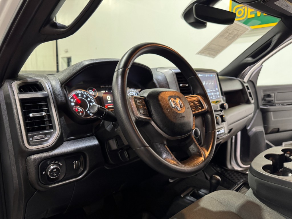 2022 RAM 2500 Image 9