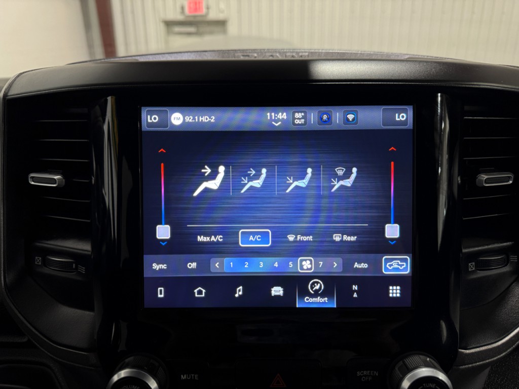 2022 RAM 2500 Image 37