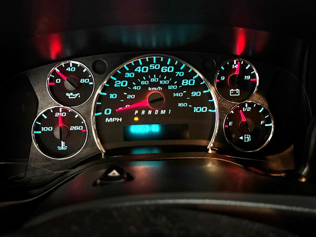 2020 GMC Savana Image 25