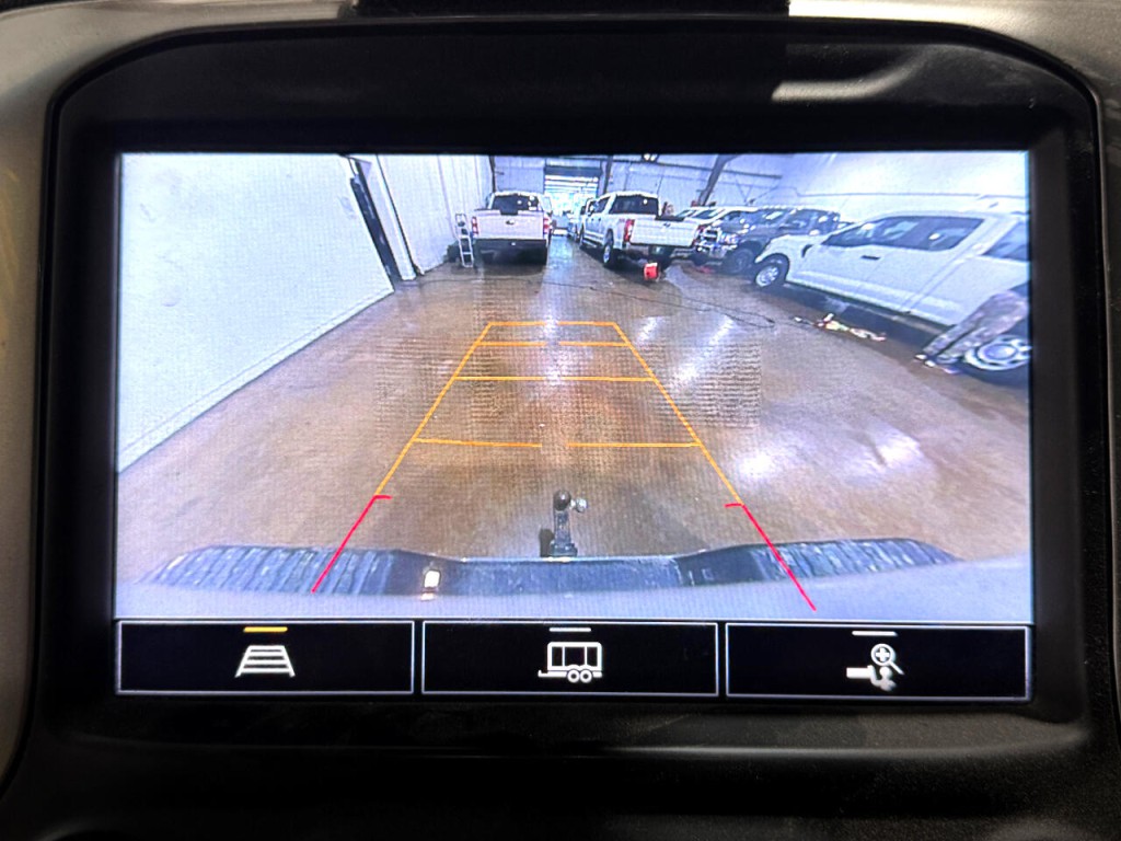 2021 Chevrolet Silverado 1500 Image 3