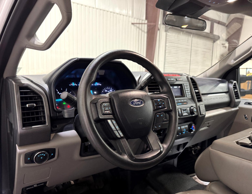 2020 Ford F-350 Image 3